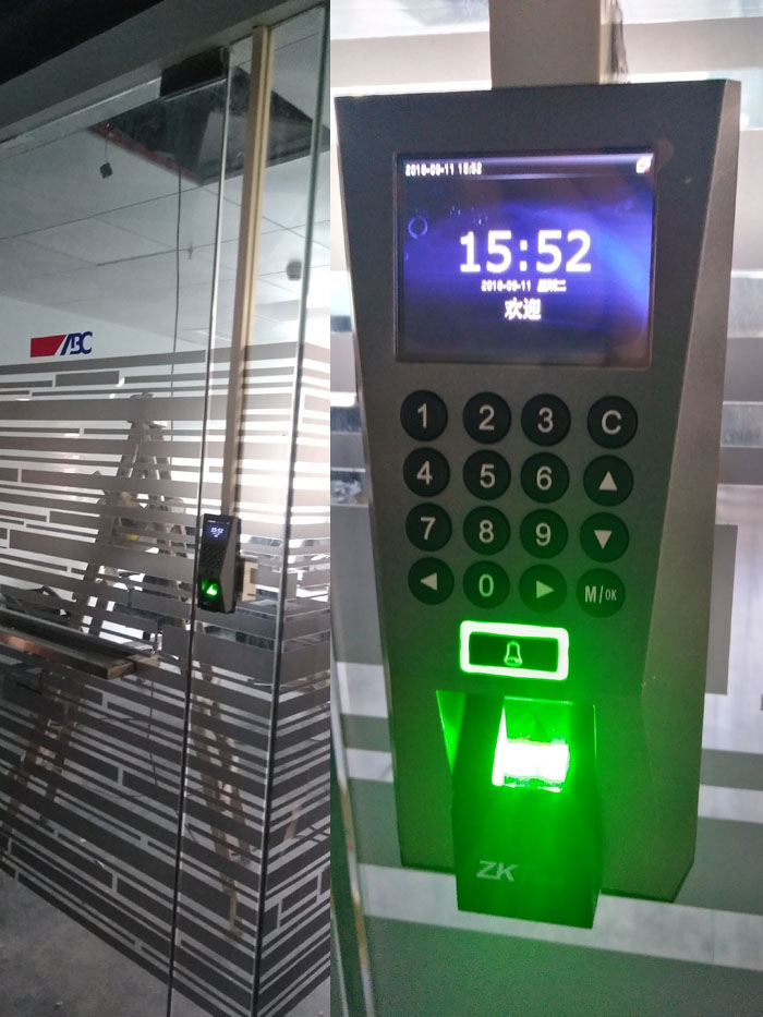 两个门禁控制一个门