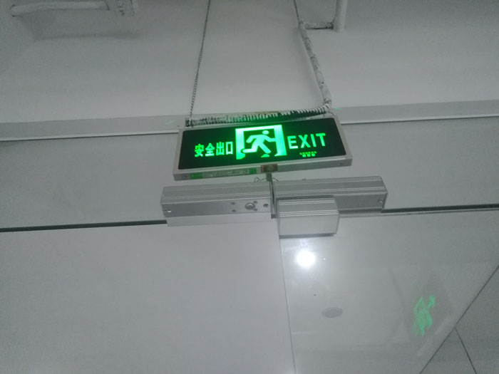 更换门禁电子锁
